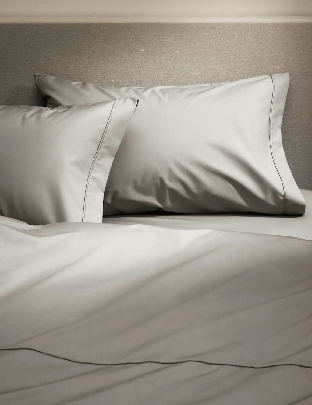 M&S 2 Pack Egyptian Cotton 230 Thread Count King Size Pillowcases Silver Grey