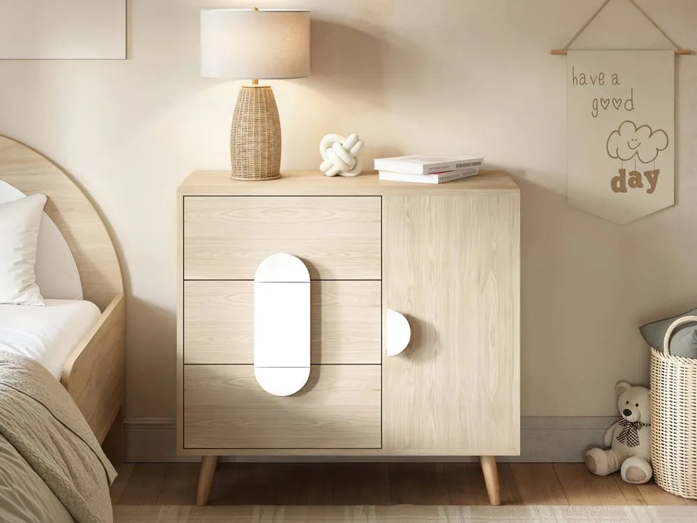 Flair Noah Chest of Drawers Oak in White 2