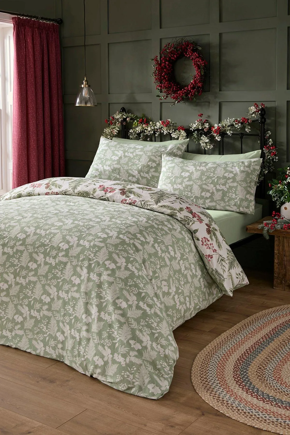 Dreams & Drapes 'Winter Sprigs' Watercolour Print 100% Brushed Cotton Duvet Cover Set in Green 4