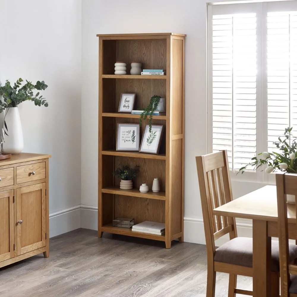 Mallory – Tall Bookcase with 5 Built-In Shelves – Oak – Wooden