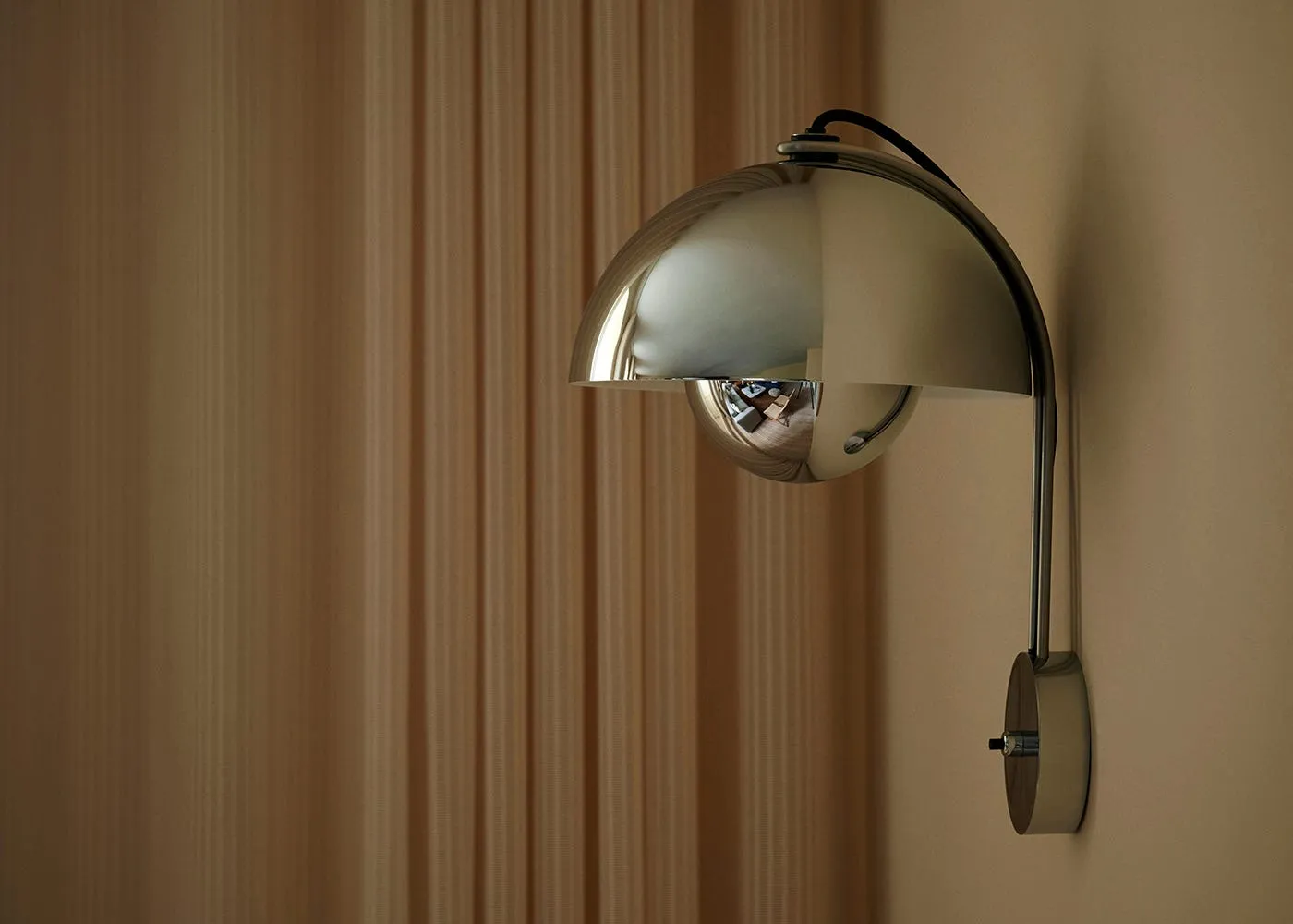 &Tradition Flowerpot Wall Light White 3