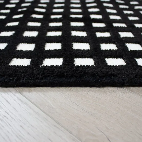 Textured Grid Checked Rug 4