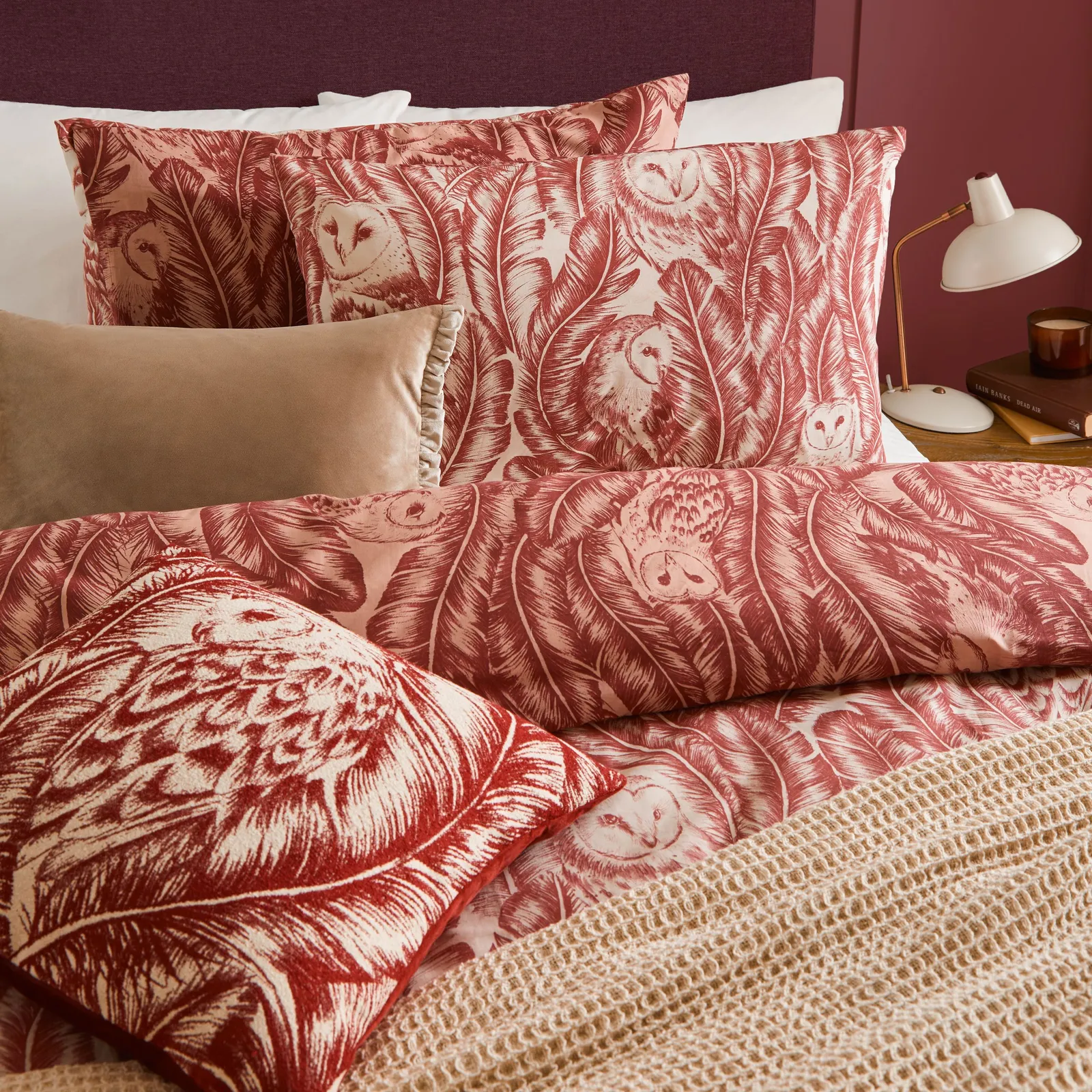 Wylder Albus Barn Owl Floral Duvet Cover Set in Red 2