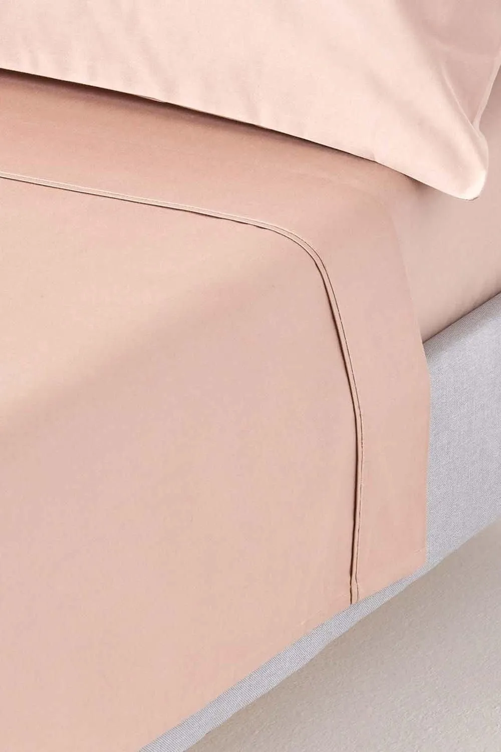 Homescapes Egyptian Cotton Flat Sheet 1000 Thread Count in Beige 1