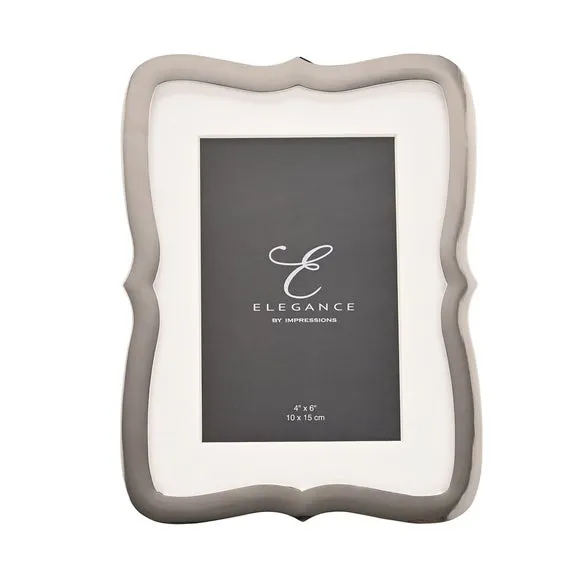 Elegance Silver Wavy Edged Photo Frame 2
