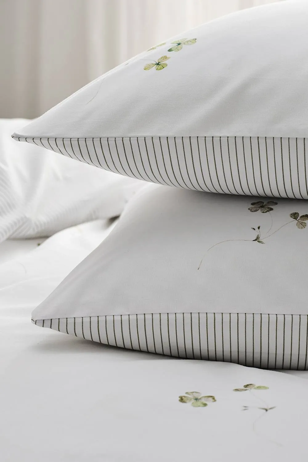 CHRISTY 'Clover' Romantic Floral Cotton Percale Standard Pillowcase Pair in White 3