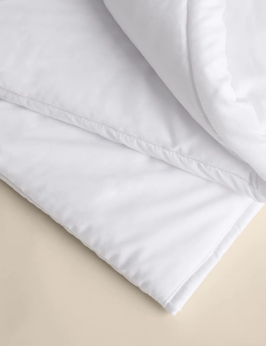 M&S Everyday 4.5 Tog Duvet White