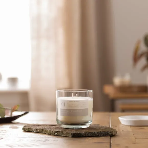 Black Pepper and Sandalwood Candle 2