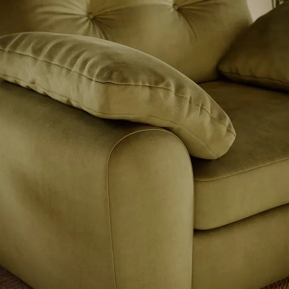 Milton Matte Velvet Snuggle Chair 4