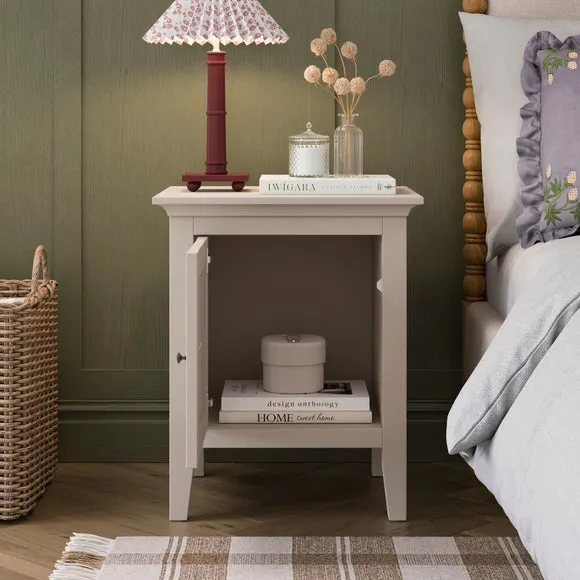 Lynton Petal Cut Out 1 Door Bedside Table 2