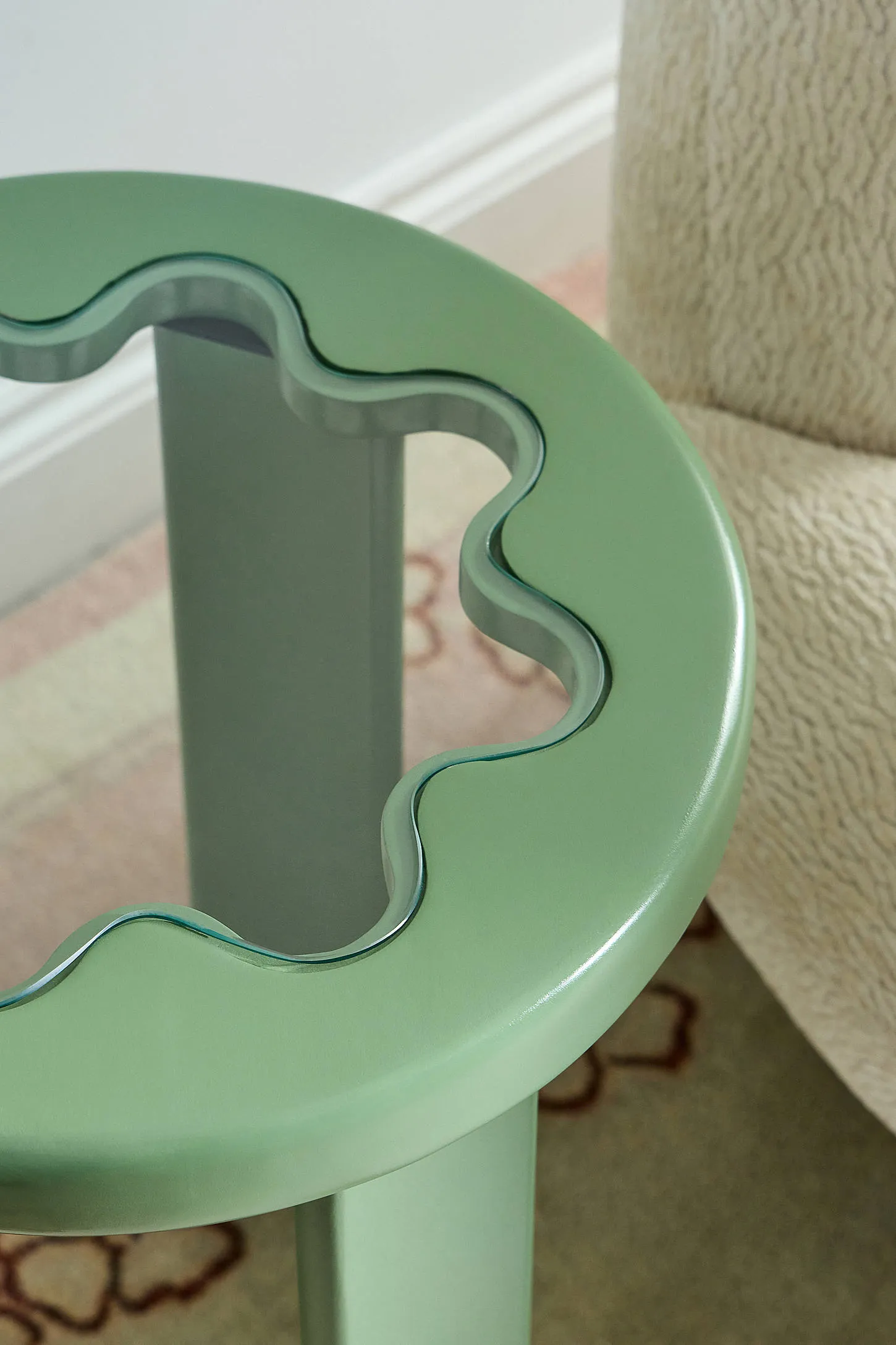Wavy Glass Side Table - Green 3