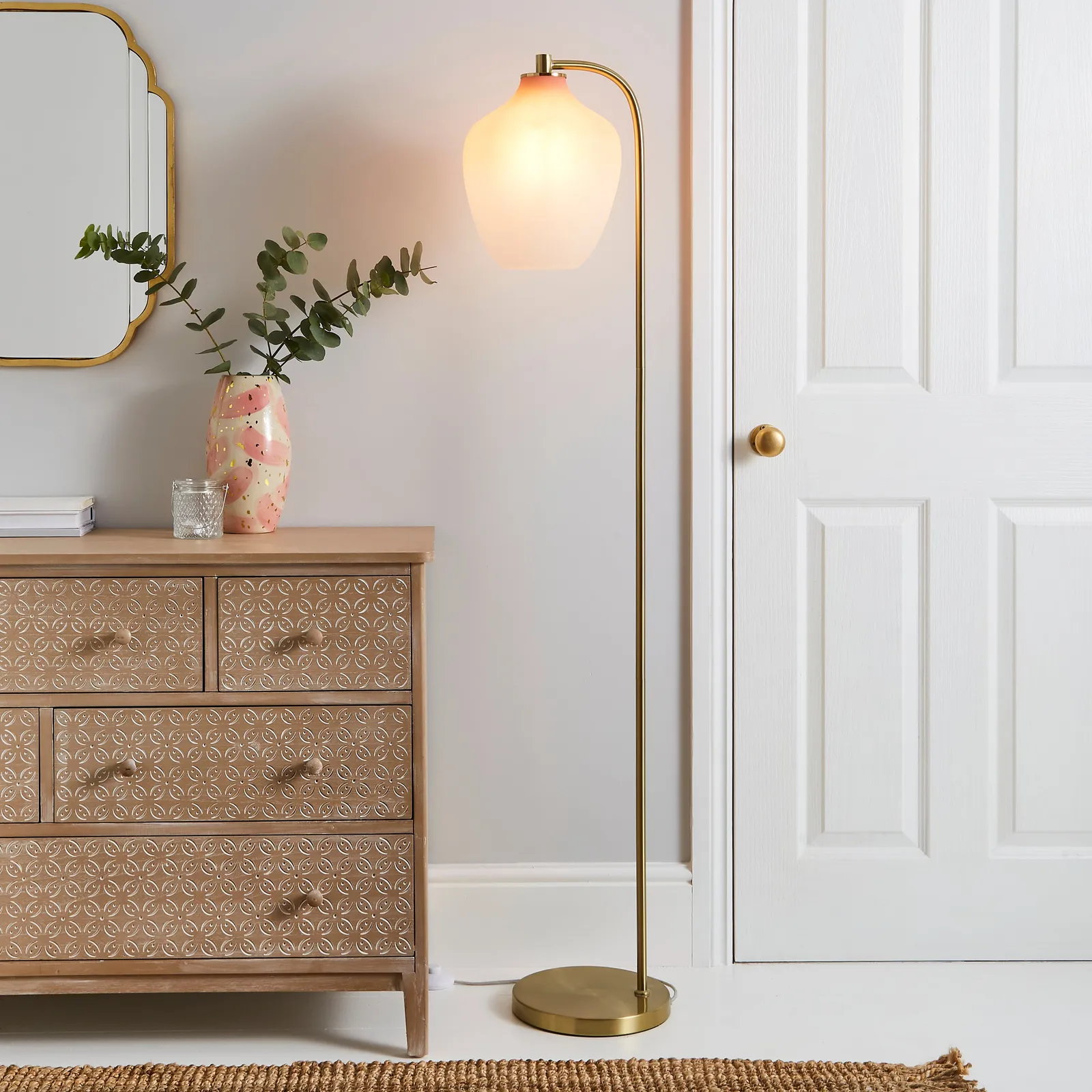 Juliet Floor Lamp Pink