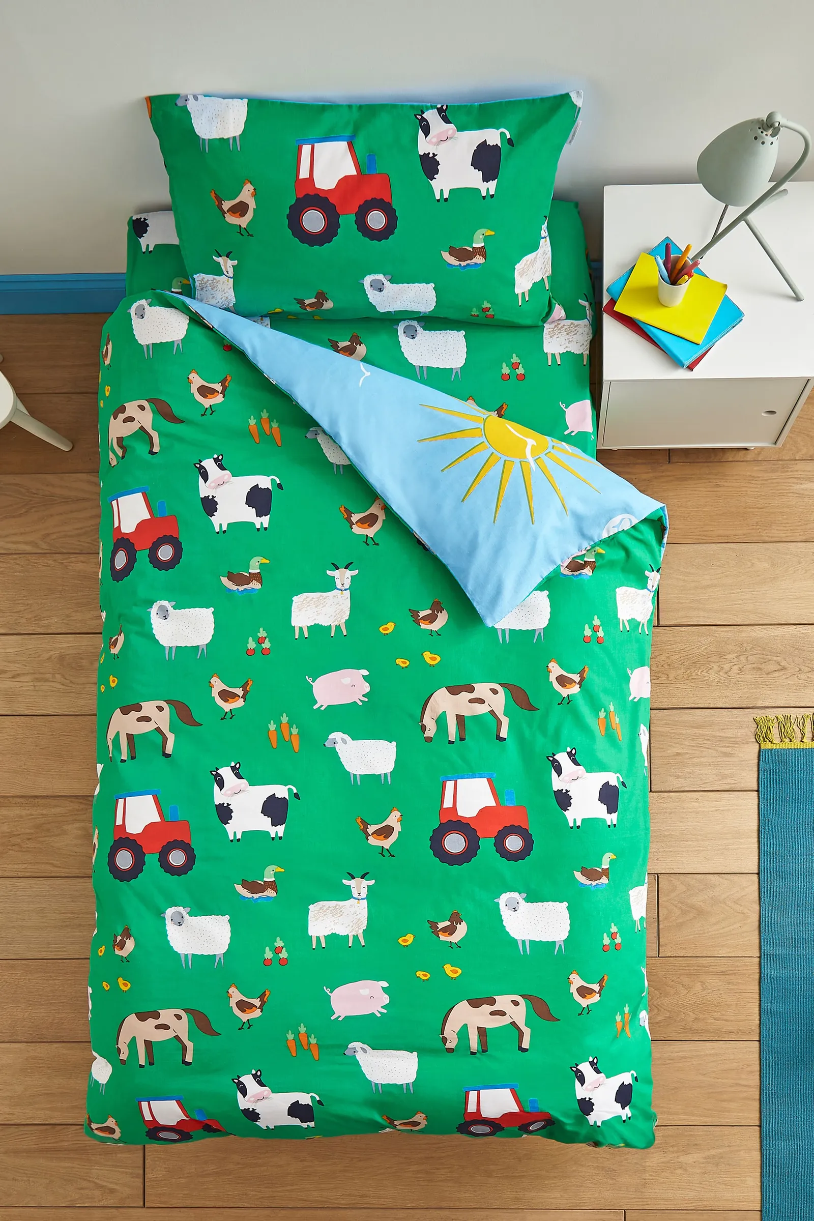 Catherine Lansfield Farmyard Animals Duvet Set in Blue 2