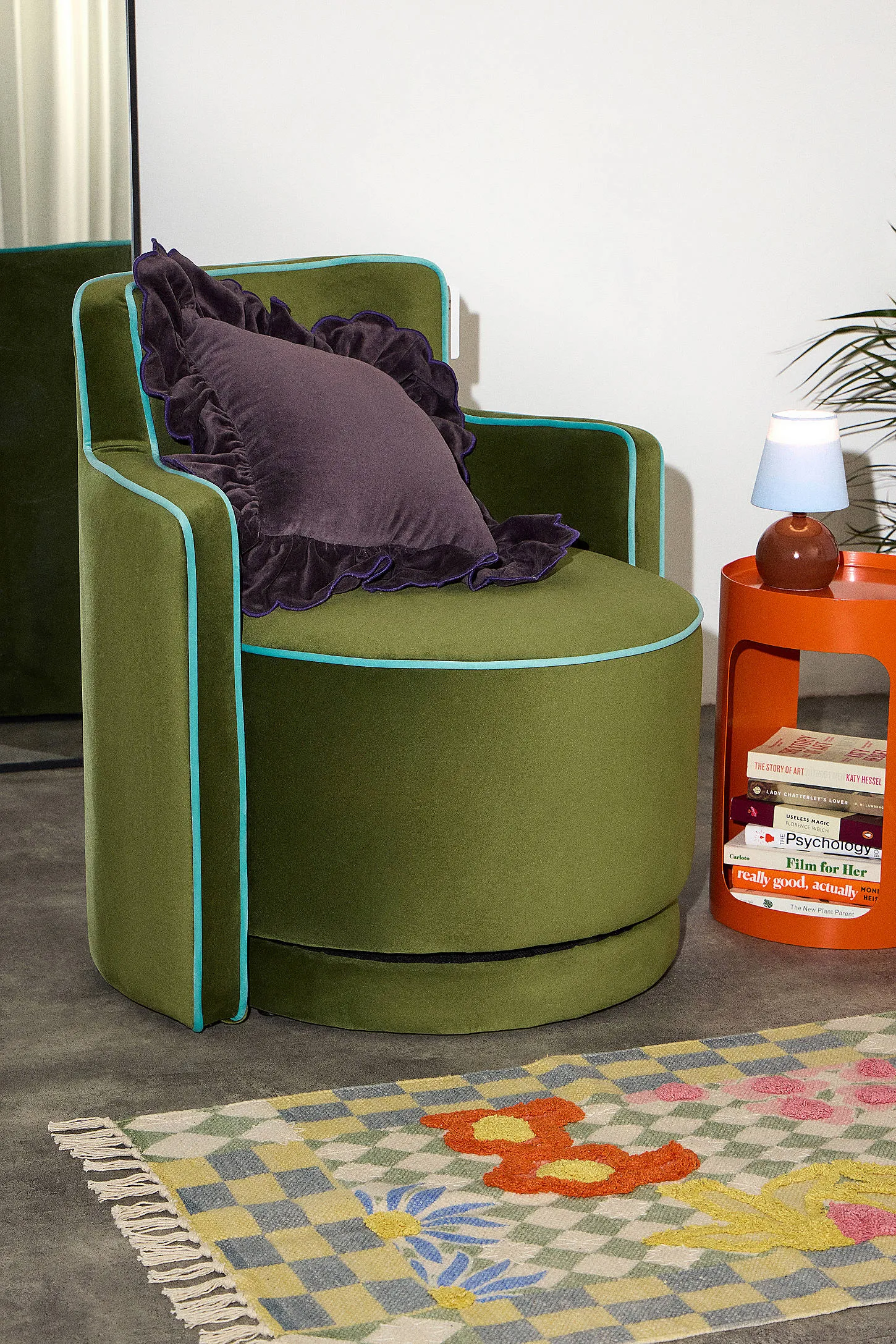 Rhea Velvet Swivel Chair - Green