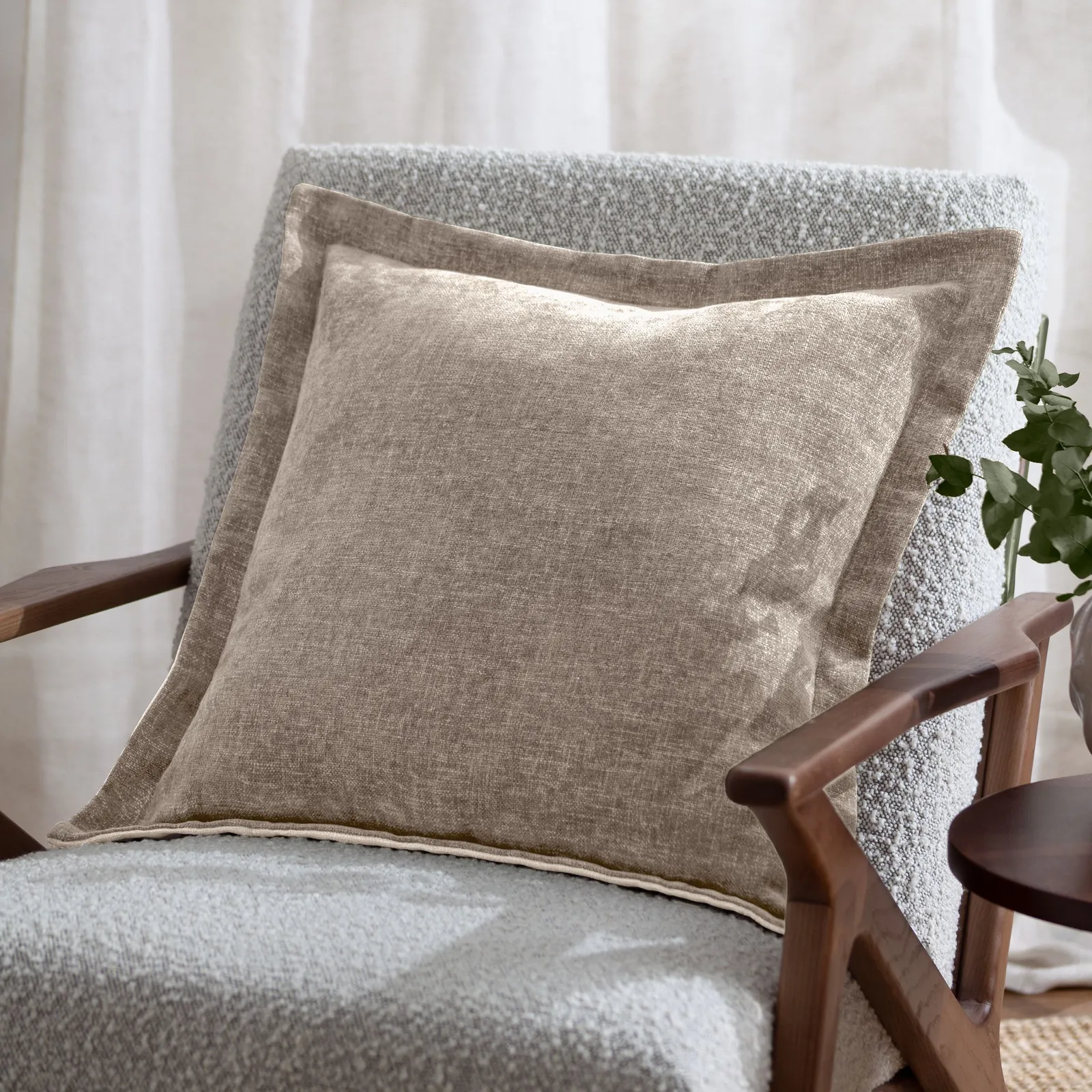 Yard Dune Velvet Chenille Cushion in Natural 1