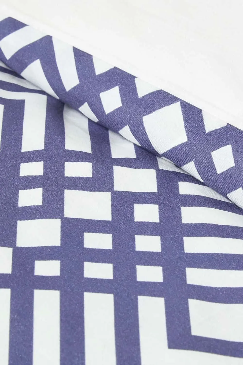 Homescapes Geometric Digitally Printed Cotton Duvet Cover Set in Indigo 2