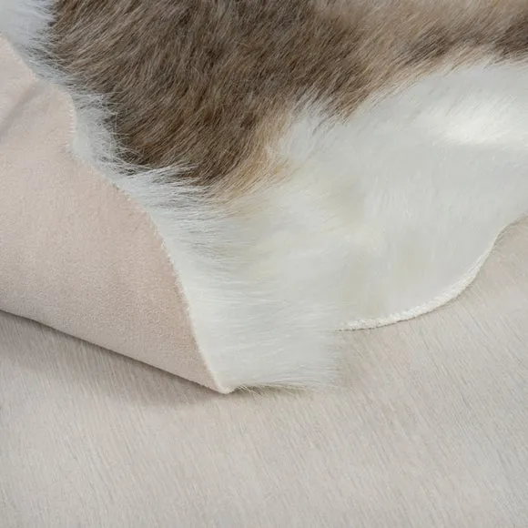 Reindeer Faux Fur Rug 3