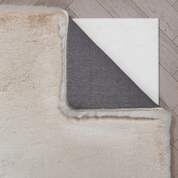 Ivy Luxury Supersoft Faux Fur Rug 3