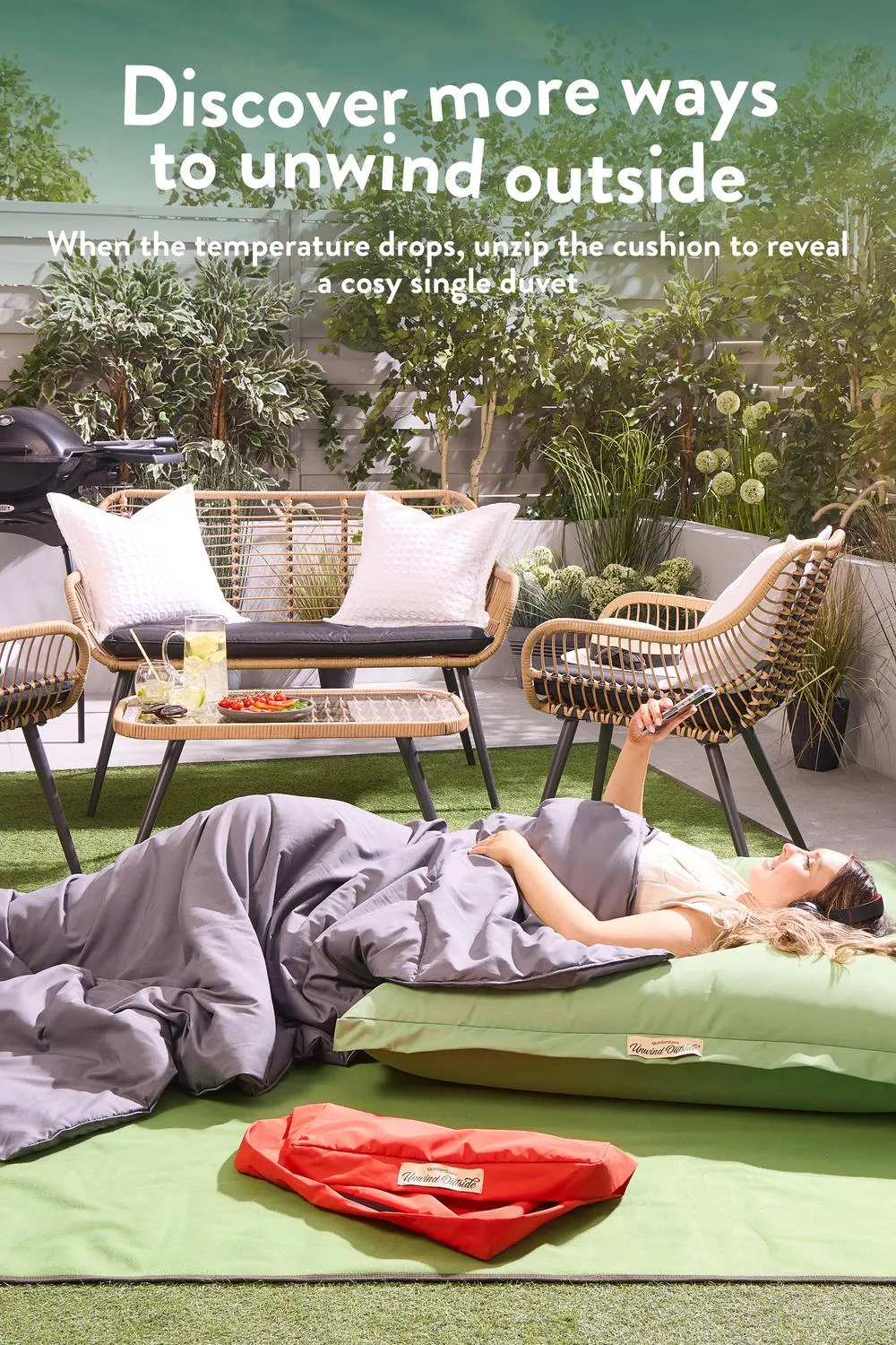 Slumberdown Unwind Outside Outdoor 2 in 1 Blanket Cushion in Burnt Orange 2