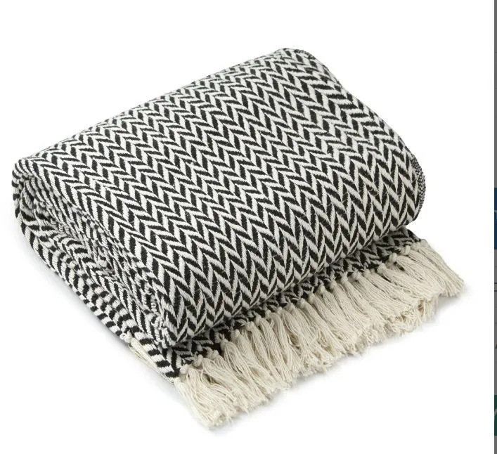 New Edge Blinds NewEdgeBlinds Chevron Collection Recycled Cotton Throw in Black (90" x 100"), Black