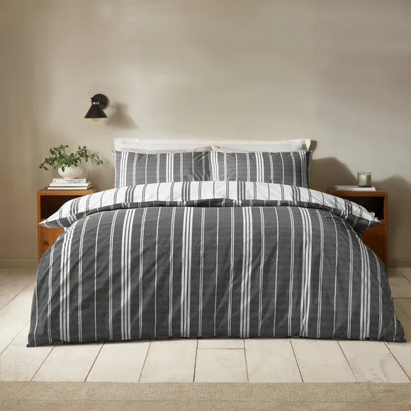 Catherine Lansfield Harbour Stripe Polycotton Duvet Cover & Pillowcase Set 3