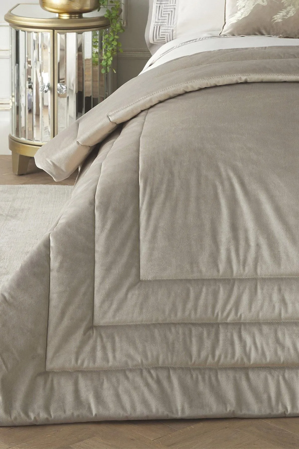 Laurence Llewelyn-Bowen 'Chic' Luxury Soft Velvet Frame Stitched Warm & Cosy Bedspread in Light Grey 2