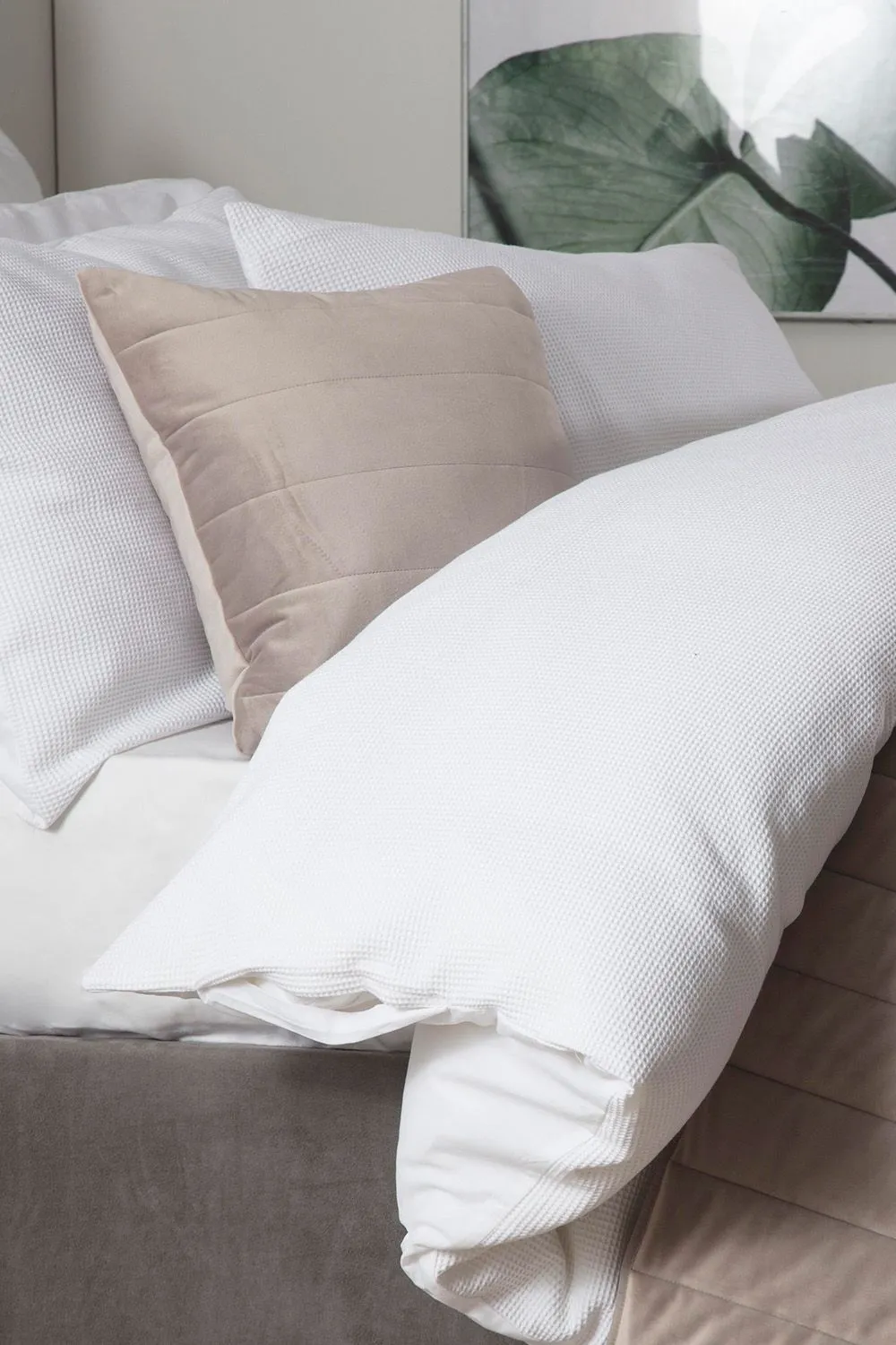 Belledorm Verona Cushion 40cm X 40cm in Pale Grey 2