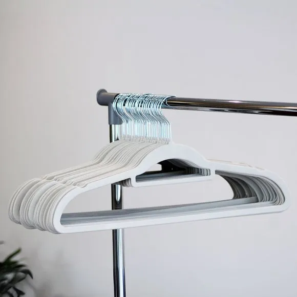 Set of 25 Flocked Hangers