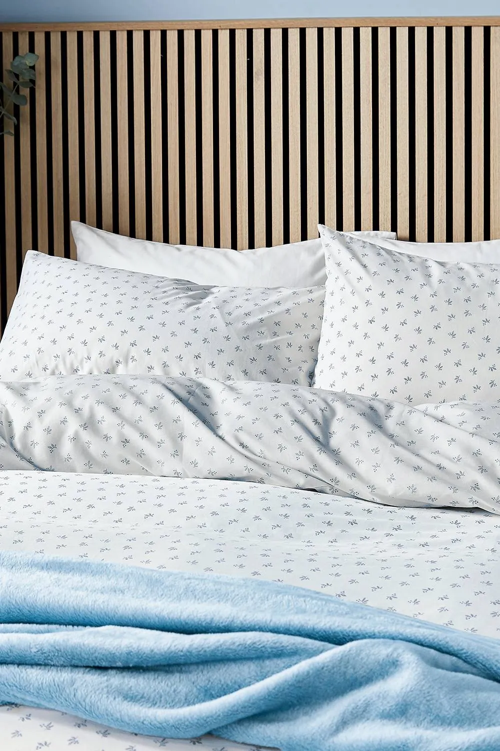 Helena Springfield 'Leaf Sprig' Duvet Cover Set in Blue 2