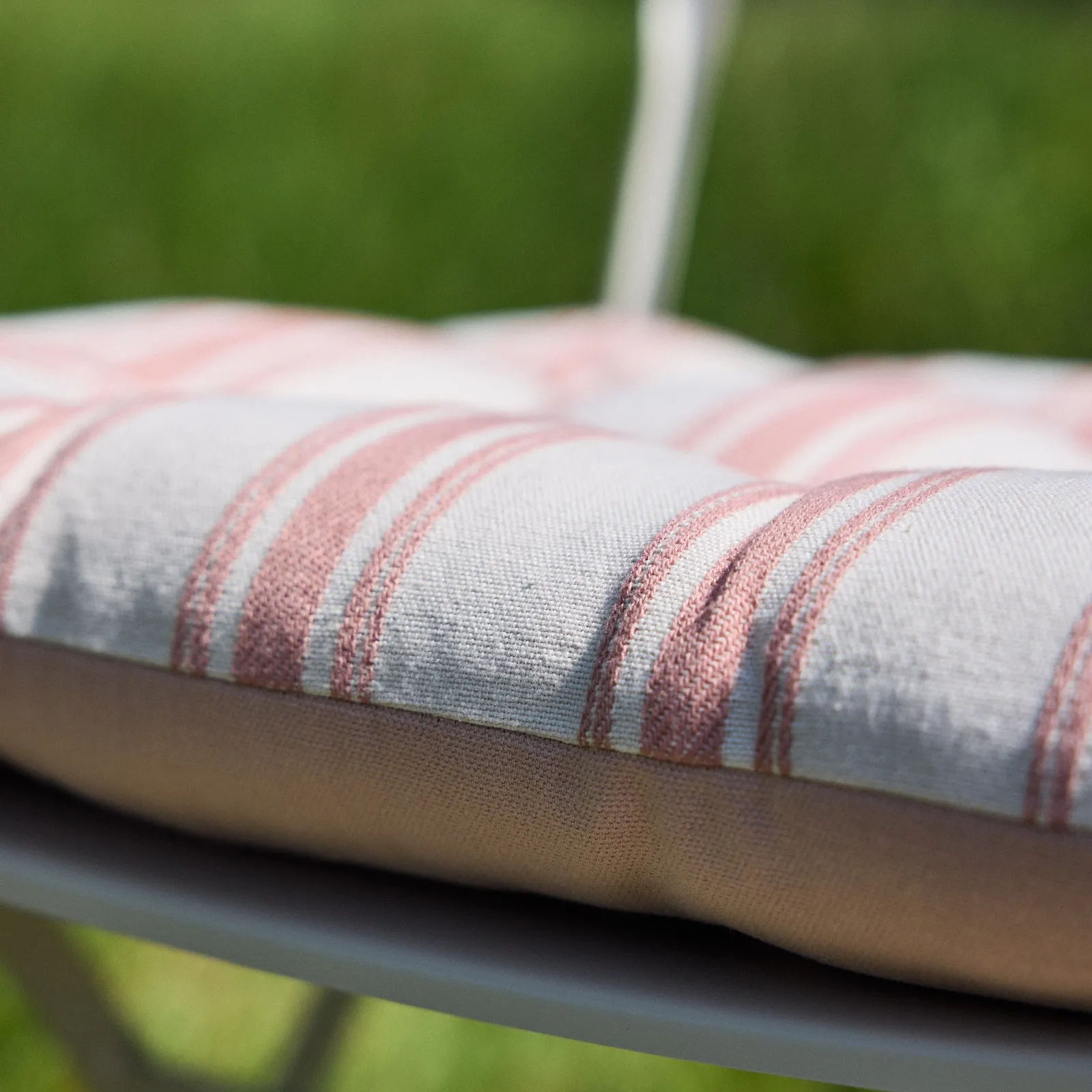 Dibor Set of 2 Cotton Stripe Indoor Outdoor Chair Seat Pads 40 x 40cm in Pink 5