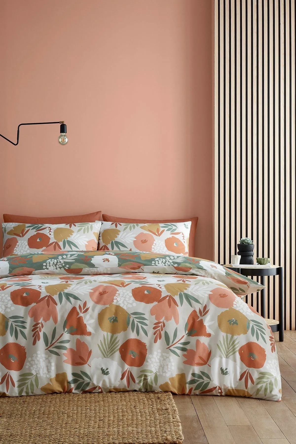 Fusion 'Yasmin' Abstract Floral Easycare Duvet Cover Set in Green 3