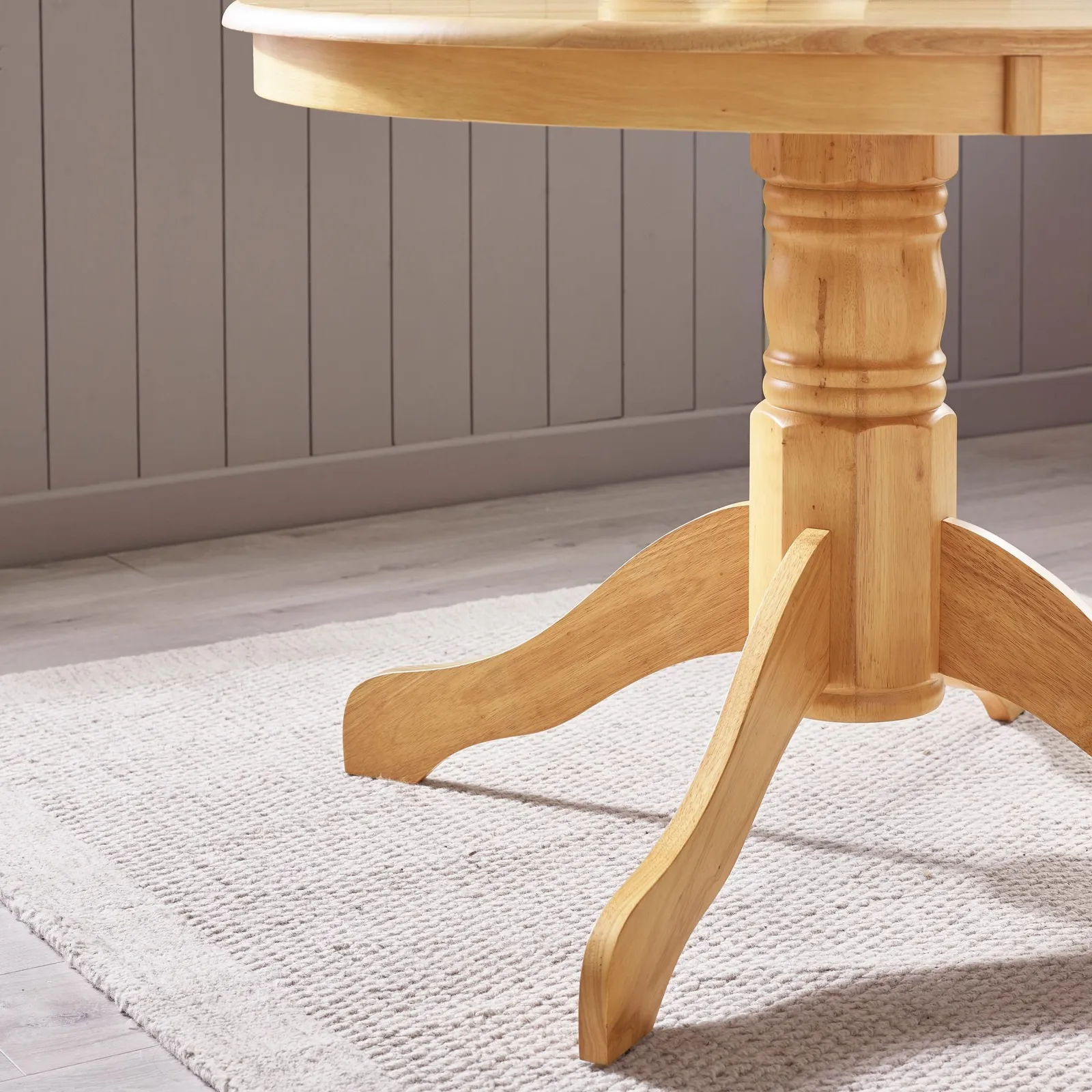 FurnitureboxUK Bude Round Wooden Dining Table & 4 Millford Chairs in Light Oak 5