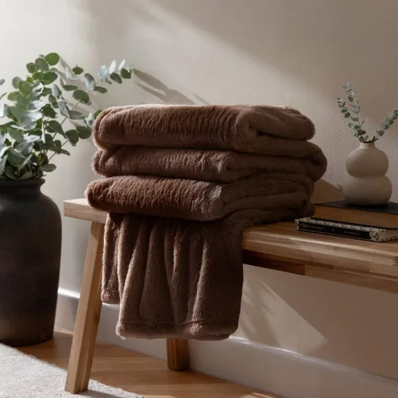 Furn. Kallu Throw Blanket
