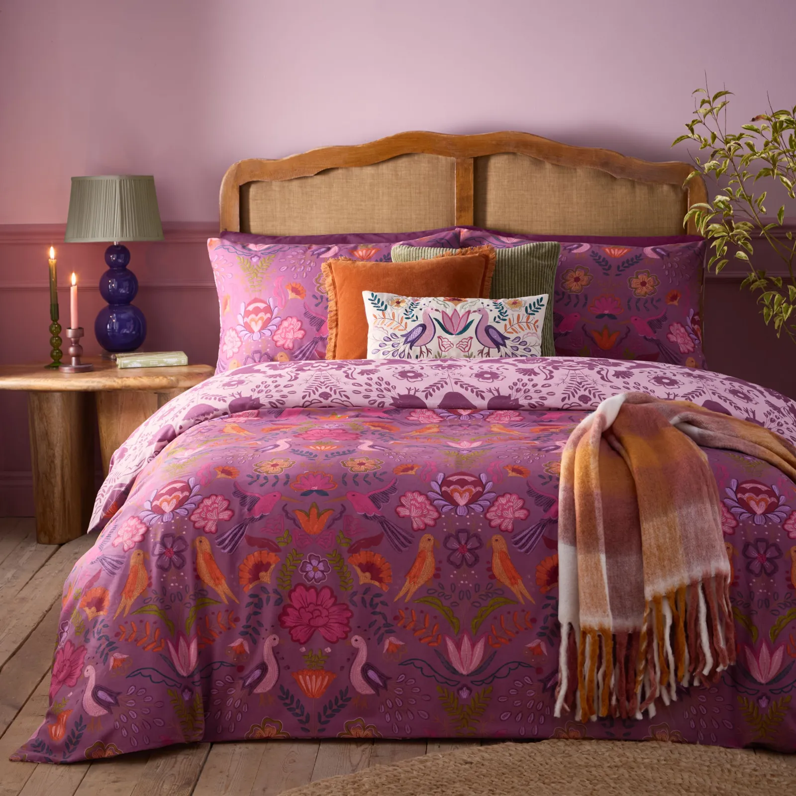 Furn Broderie Floral Reversible Duvet Set in Purple