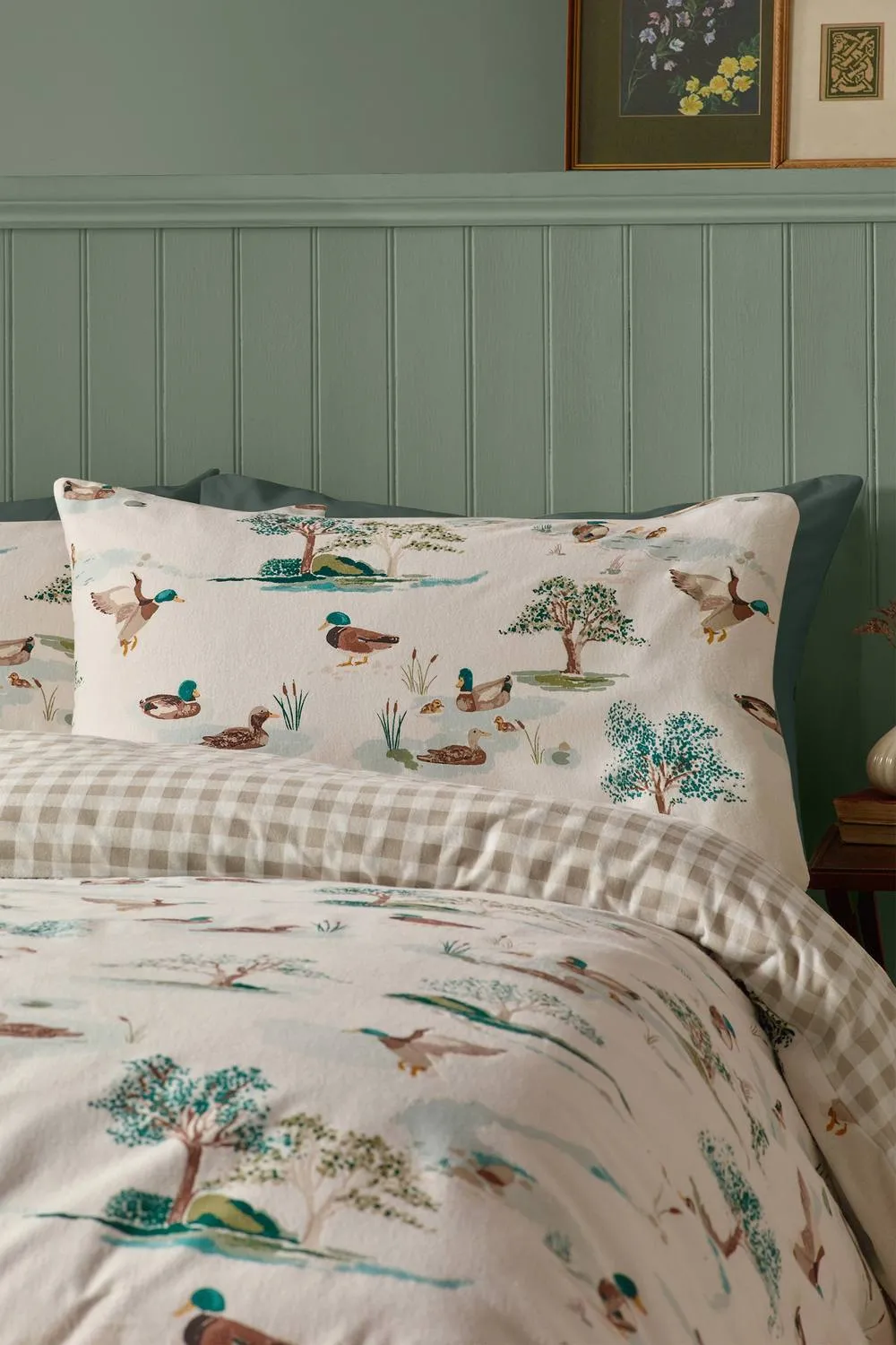 Catherine Lansfield Brushed Mallards Cotton Reversible Duvet Cover Set in Cream 3