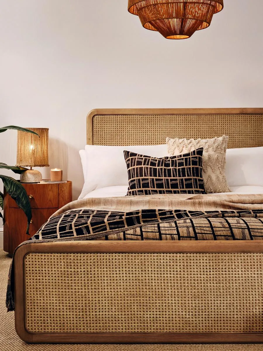 Oscar Cane & Oak Bed, King
