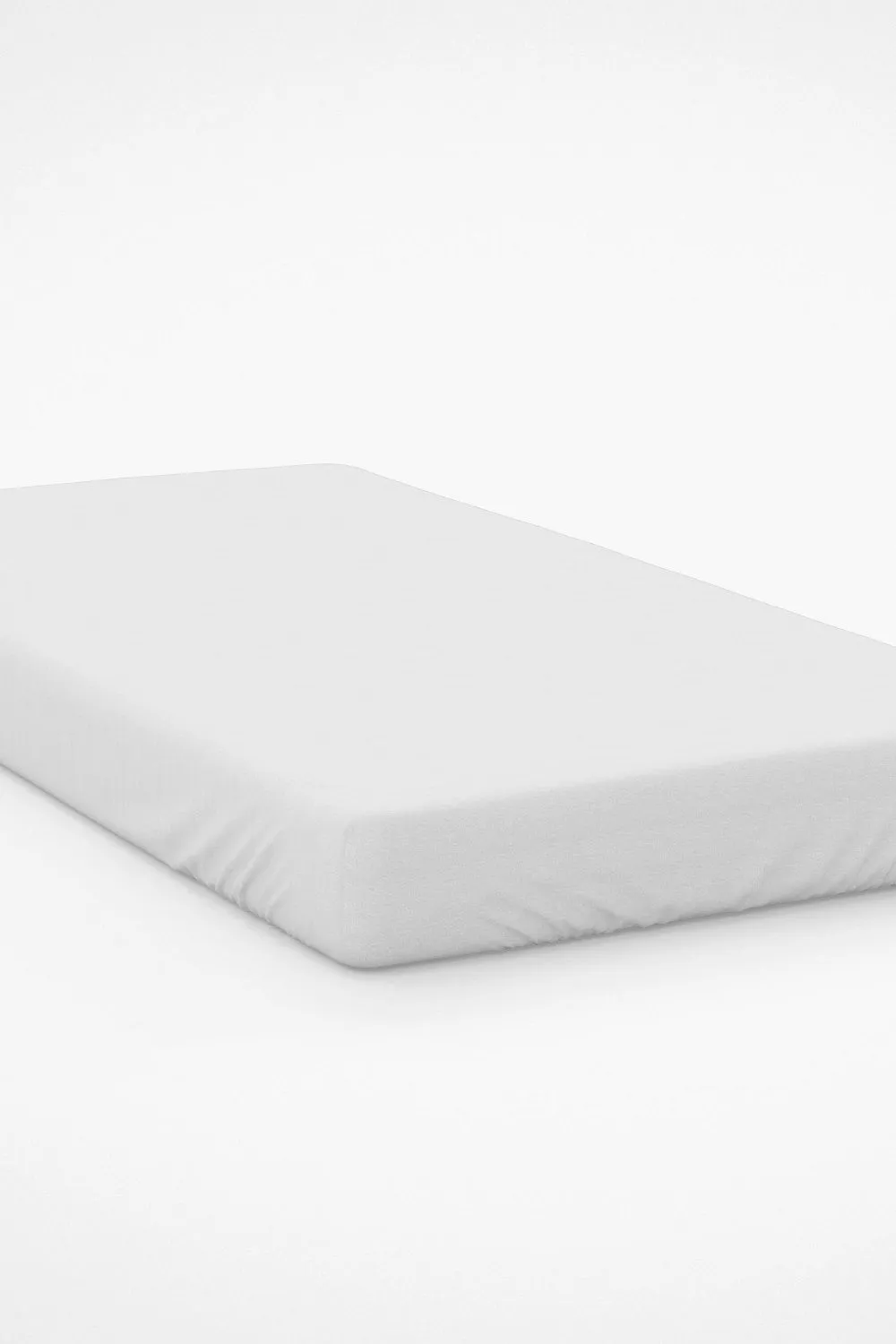 Belledorm Egyptian Cotton 200 Thread Count 38cm Fitted Sheet in Ivory 1