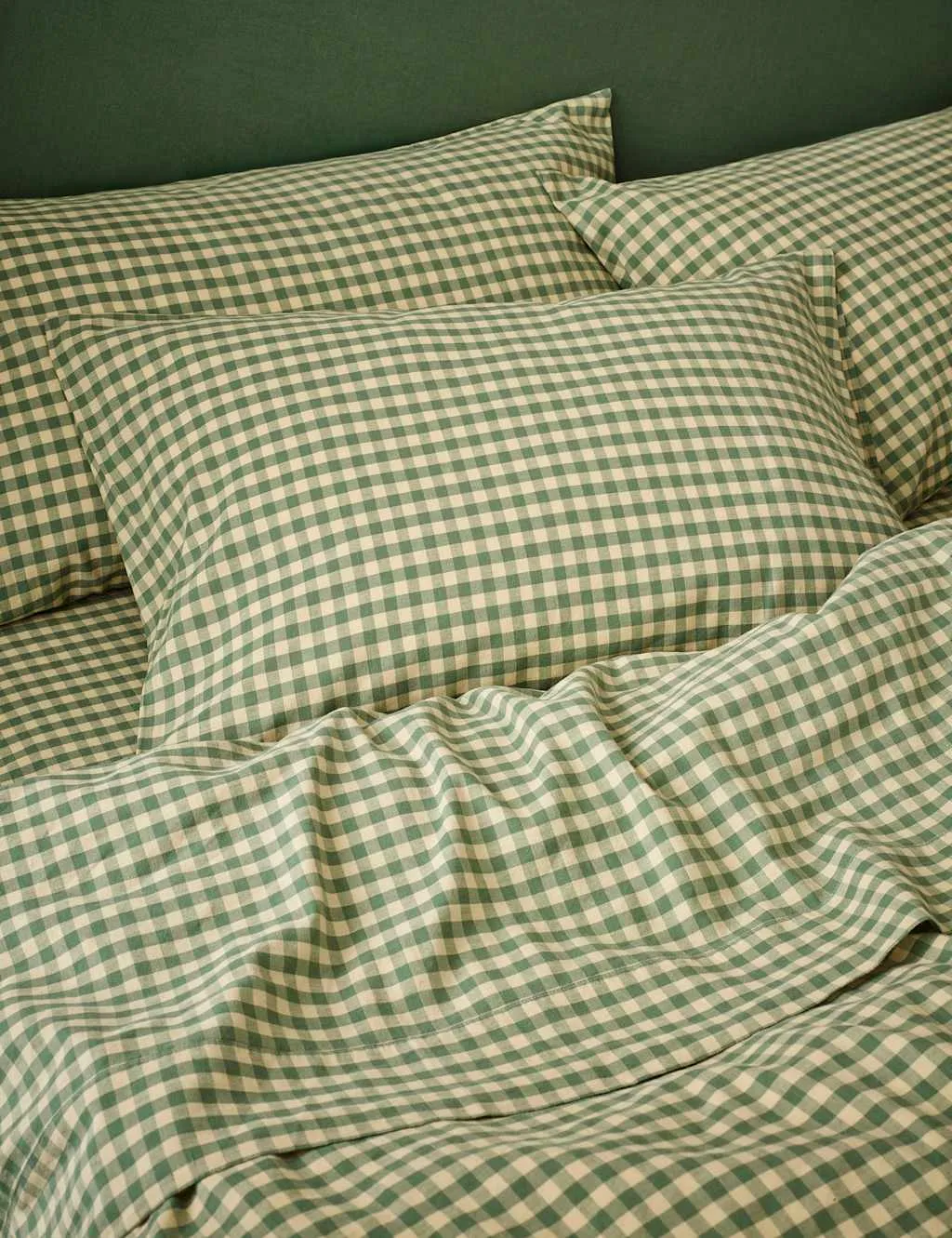 Piglet In Bed 2 Pack Linen Rich Gingham Pillowcases Green Mix