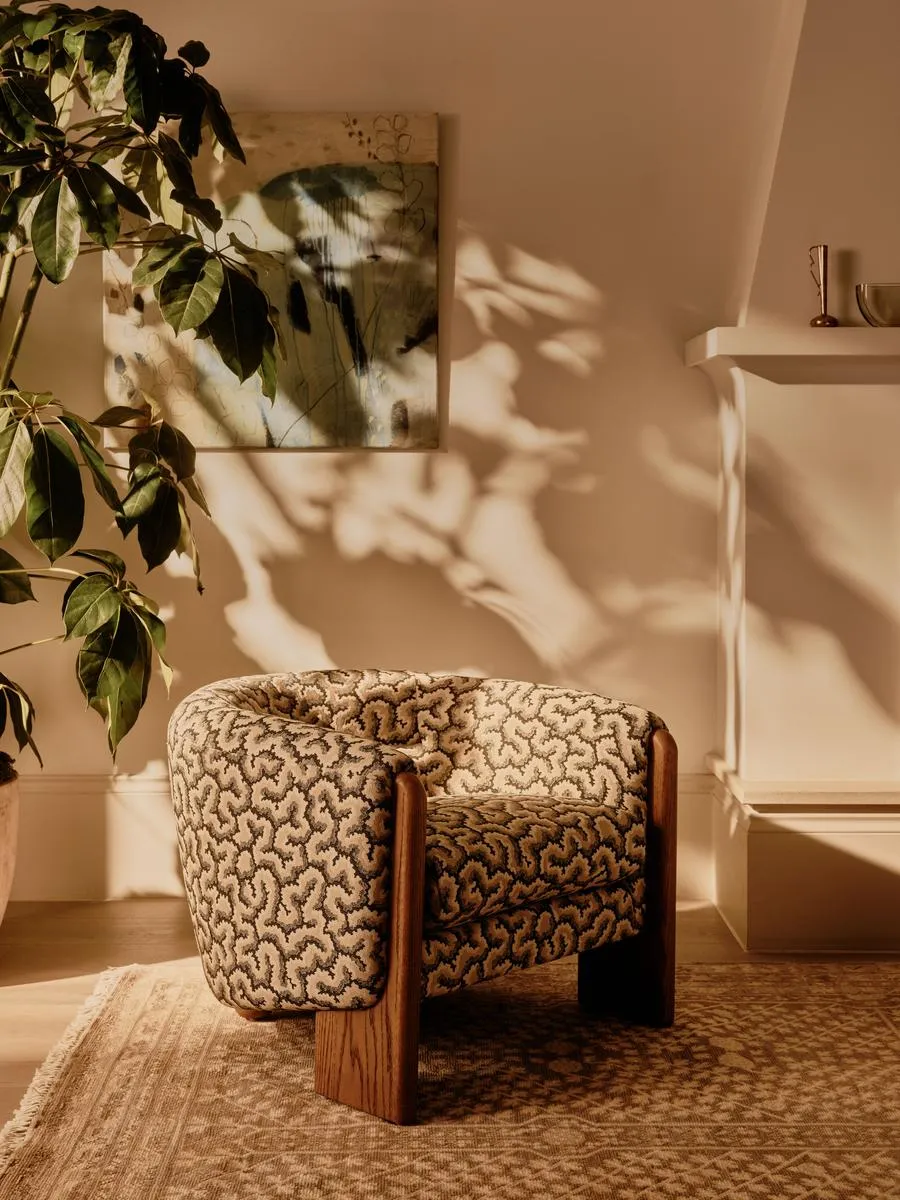 Winnie Armchair, Lophelia Jacquard, Brown