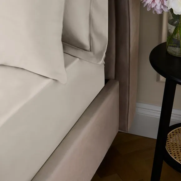 Dorma Egyptian Cotton Sateen 1000 Thread Count Fitted Sheet 2