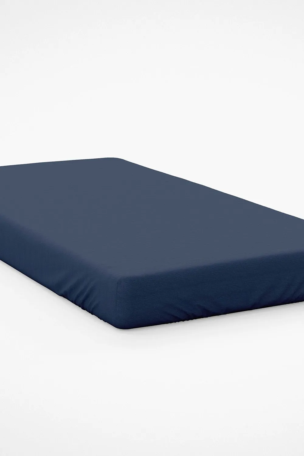 Belledorm Easy Care 200 Thread Count Cotton Polyester Percale 28cm Fitted Sheet in Navy 1