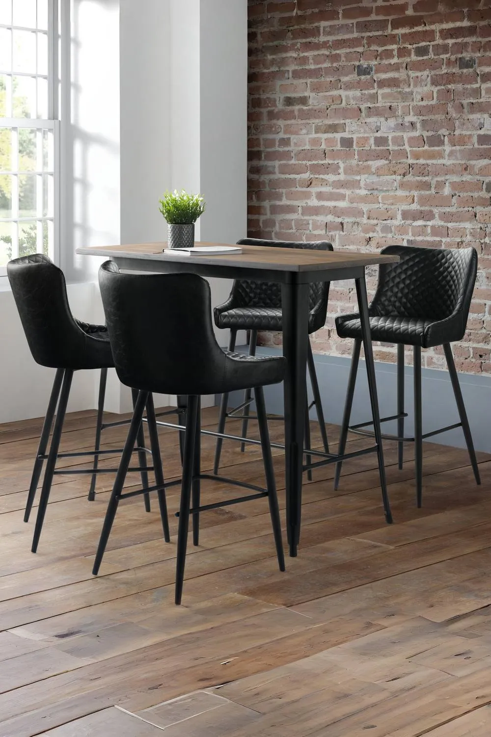 Julian Bowen Luxe Diamond Quilted Upholstered Bar Stool (Set of 2) in Black 2
