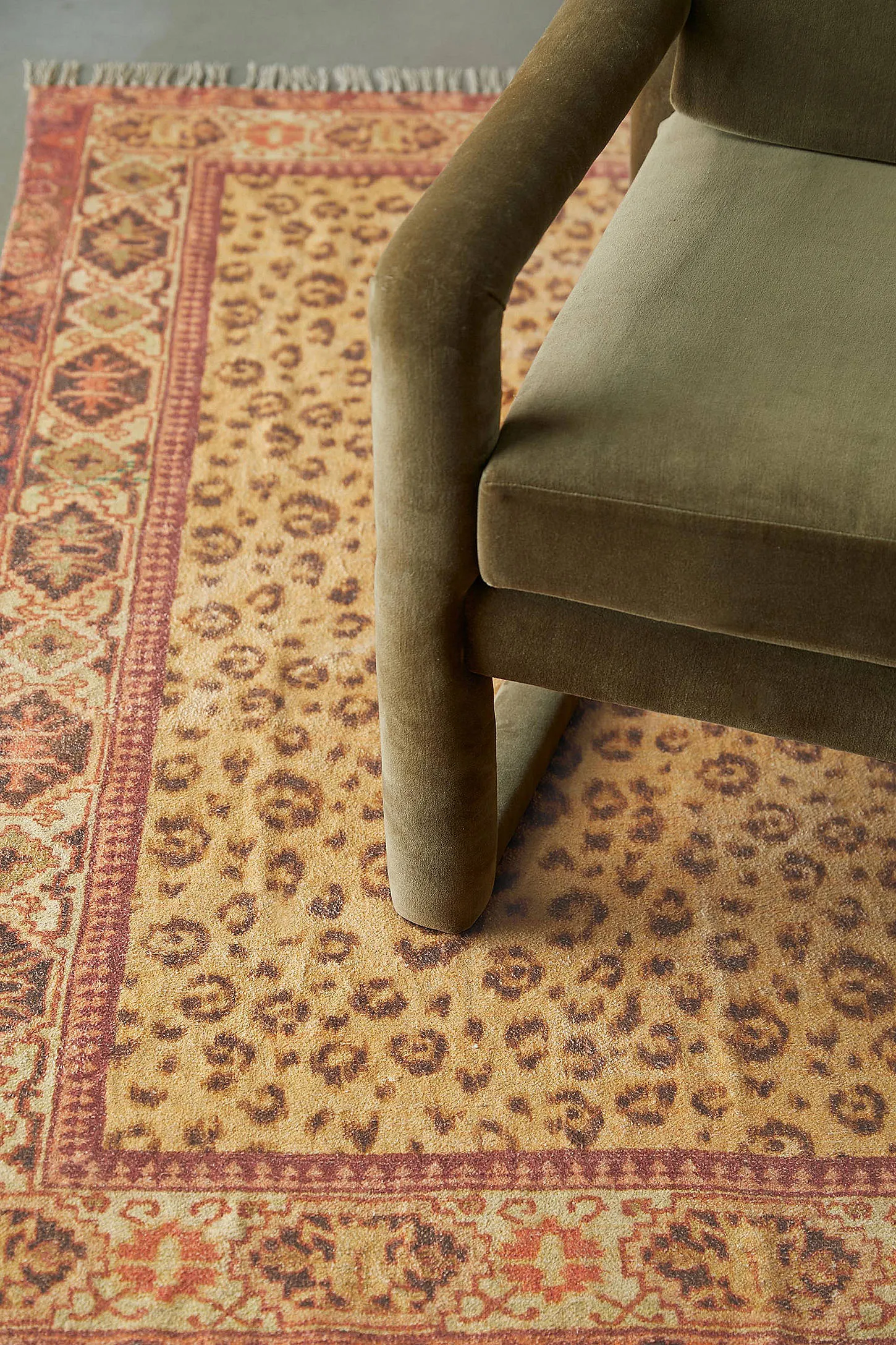 Leonore Gold Chenille 5x7ft / 150x210cm Rug - Gold 3