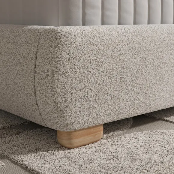 Squidge Boucle Bed 3
