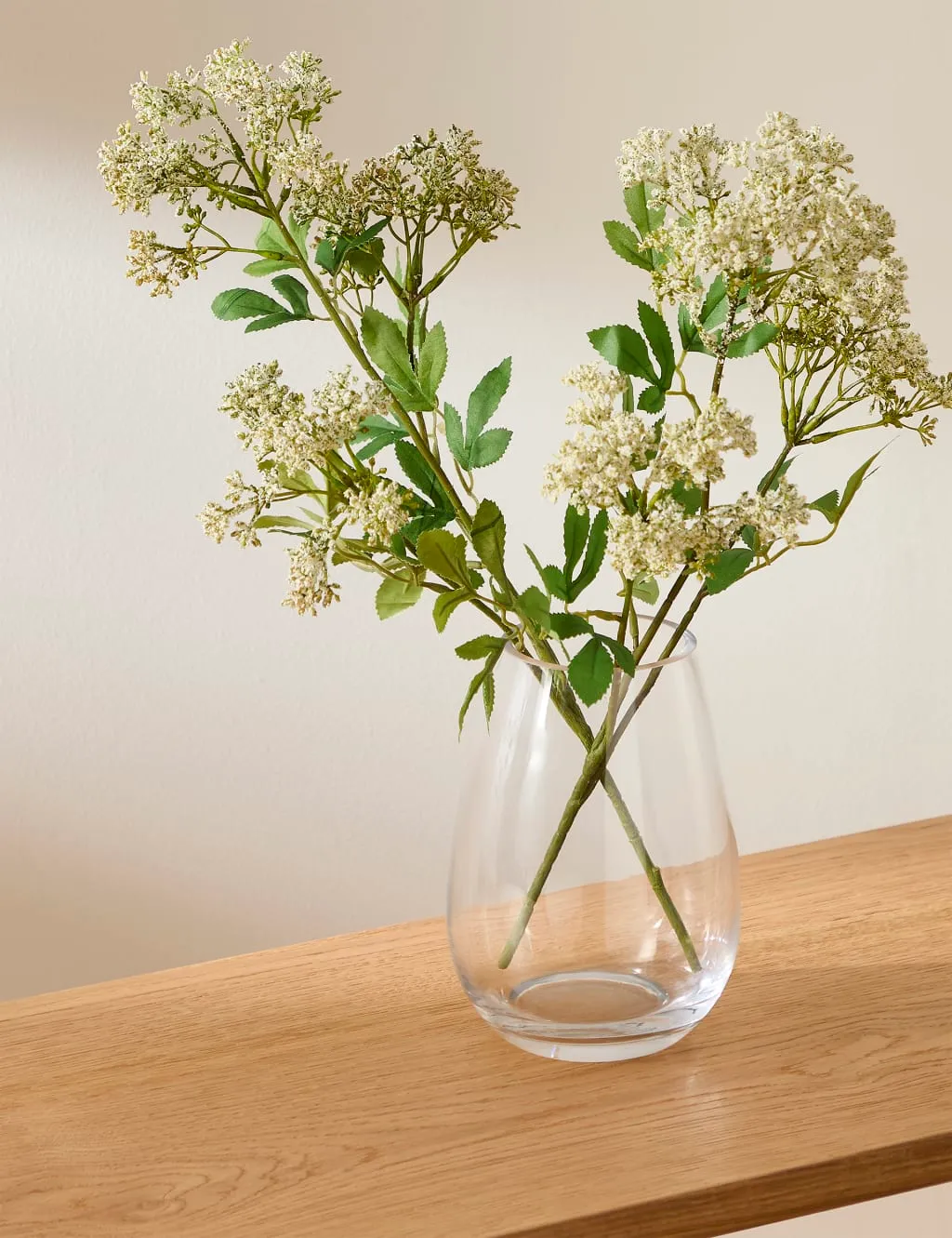 M&S Medium Teardrop Vase Clear