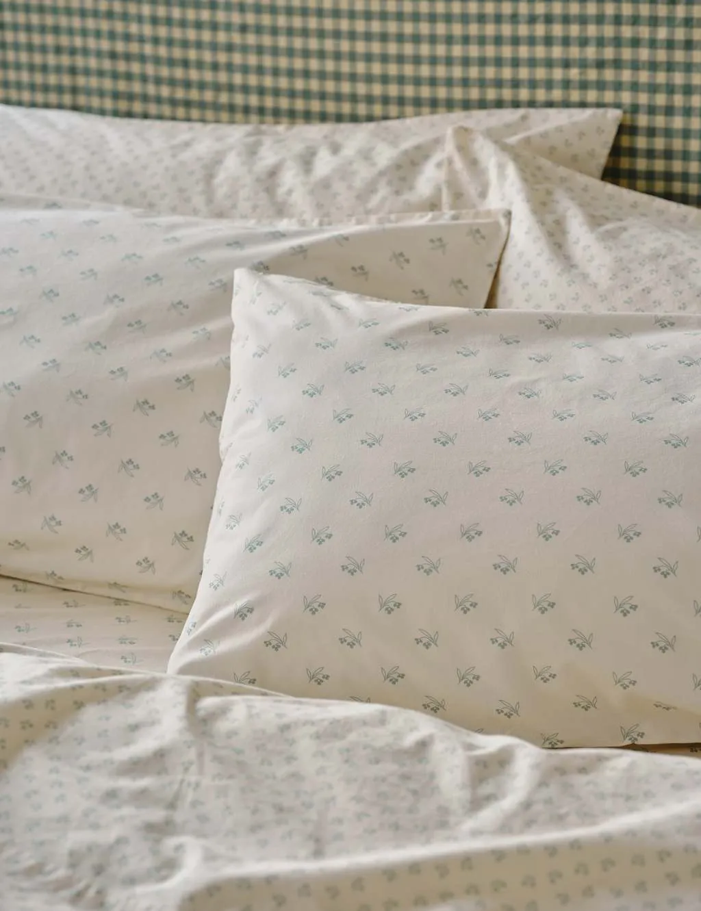 Piglet In Bed 2 Pack Washed Cotton Martha Pillowcases Green Mix