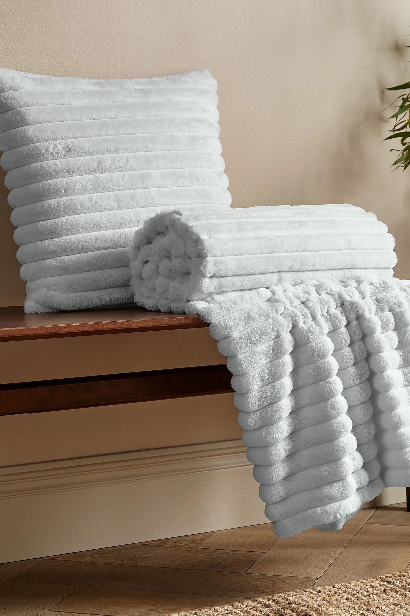 Catherine Lansfield 'Cosy Ribbed' Cushion in Grey 3