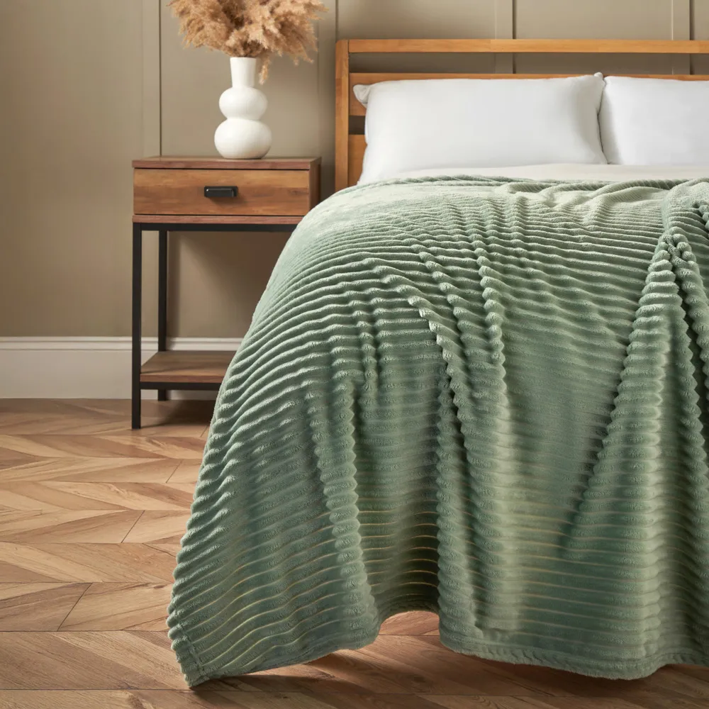 Luxury Ribbon Velvet Throw, Silt Green 1