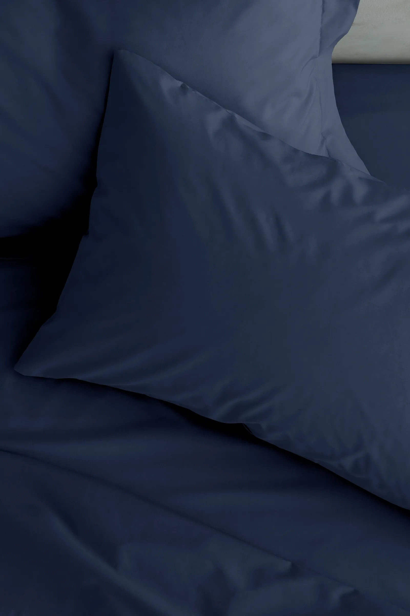 Catherine Lansfield 'Easy Iron Percale' Standard Pillowcase Pair in Navy 1