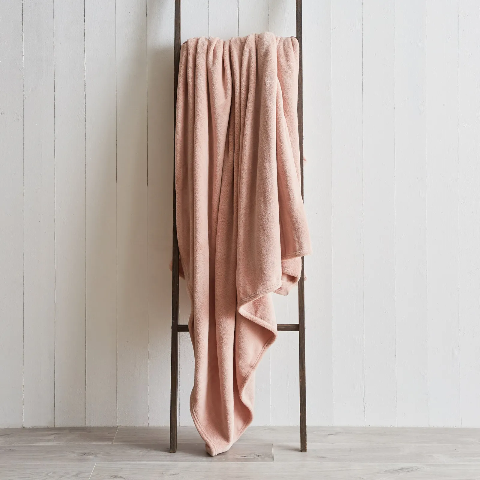 Seriously Soft 220cm x 220cm Throw Blush